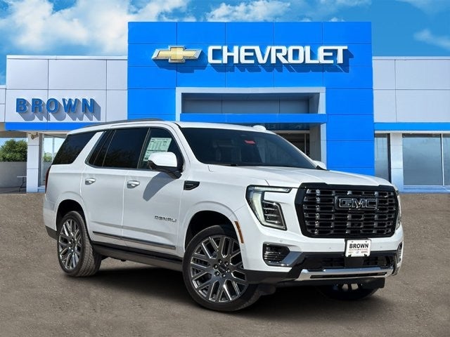 2026 GMC Yukon Denali Ultimate in Glacier White Tricoat — front three-quarter view